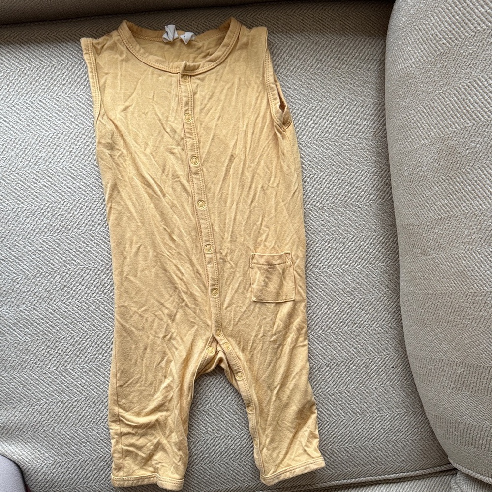 Kyte baby Sleeveless Yellow Baby Romper